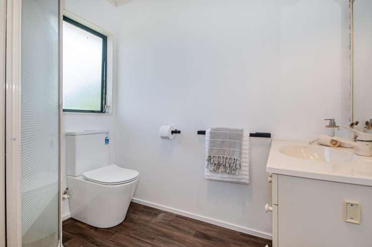 32 Panorama Drive Parahaki_5