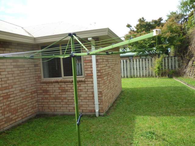 21 Pointon Glade Grandview Heights_4