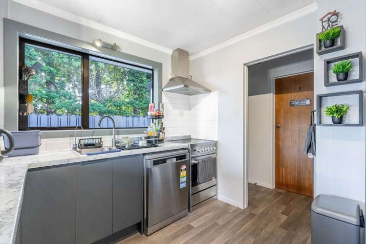 106 Cunningham Crescent Grasmere_6