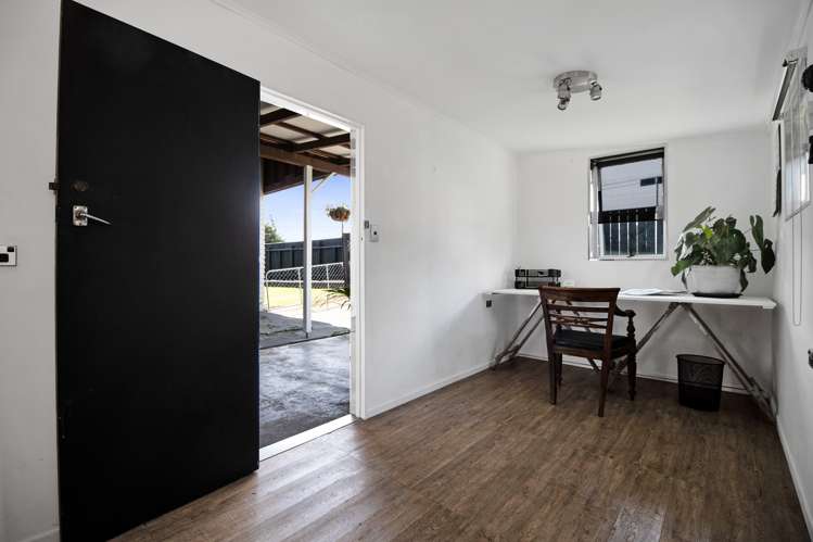 162 Seaview Road Westown_9