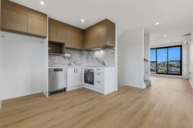 24 Vista Estate Boulevard Flat Bush_9