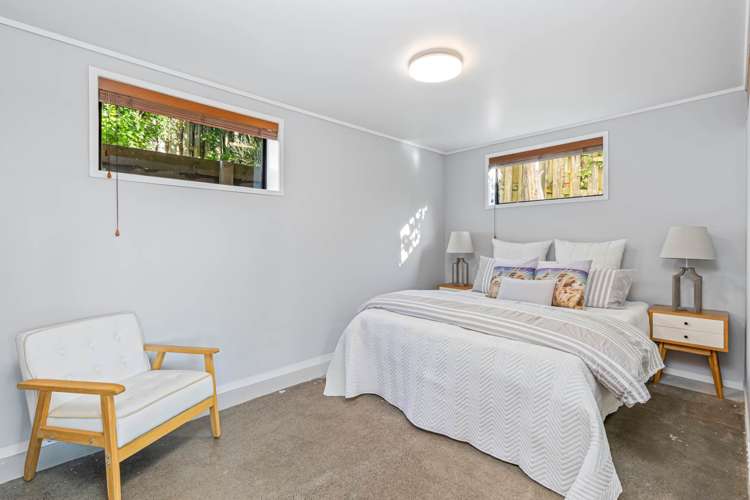 80a William Bayes Place Red Beach_13