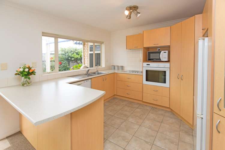 18 Francis Skinner Place Orewa_5