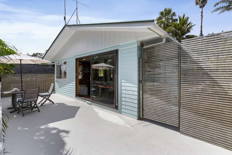 193 Godley Road Titirangi_7