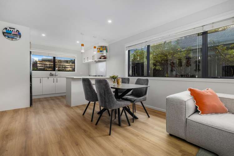 6 Pateke Drive Kenepuru_4