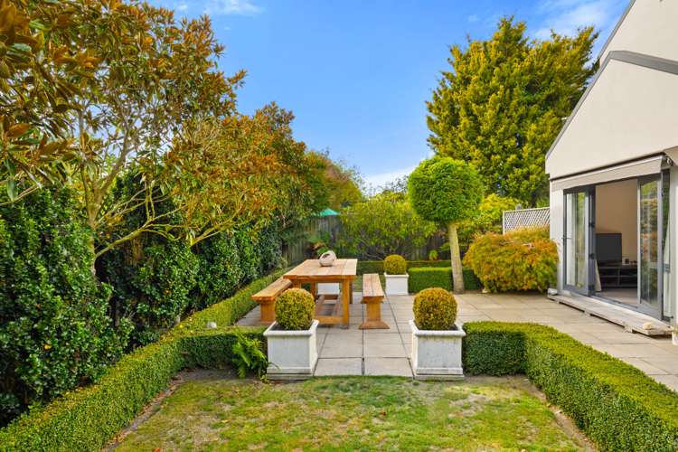 22a Trafford Street Harewood_5