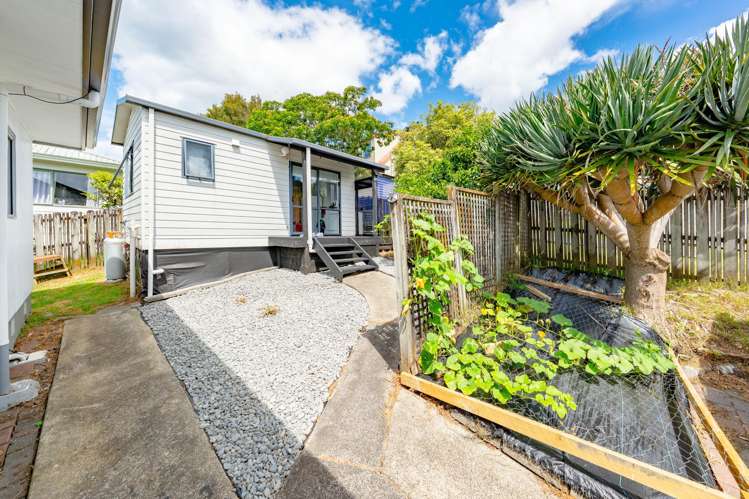 8 Grenadine Place Unsworth Heights_17