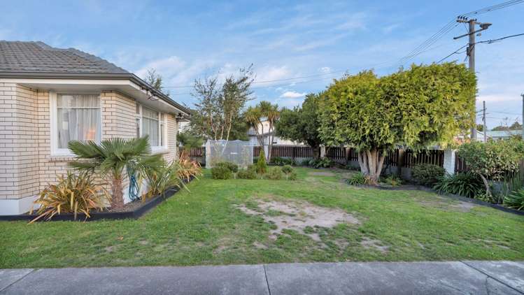 19 Brockenhurst Street Aranui_21