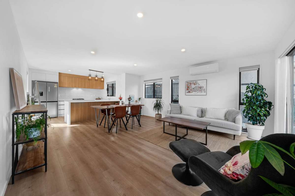 82E White Swan Road_3