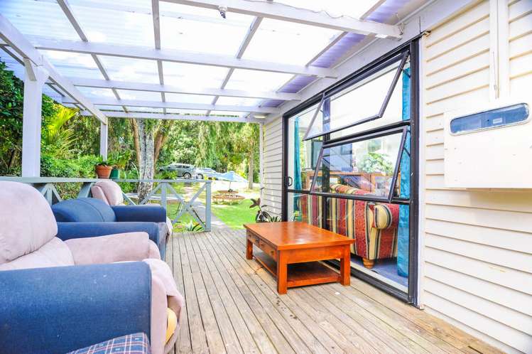 25 Hollywood Avenue Titirangi_9