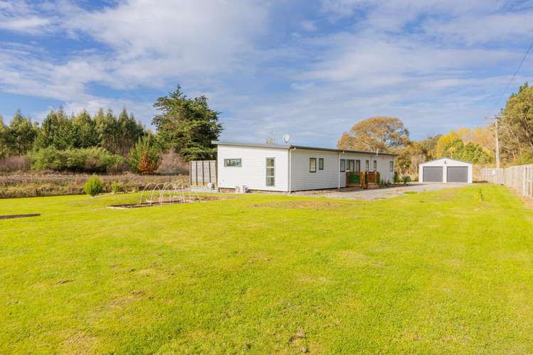 1599 State Highway 2 Waipawa_17