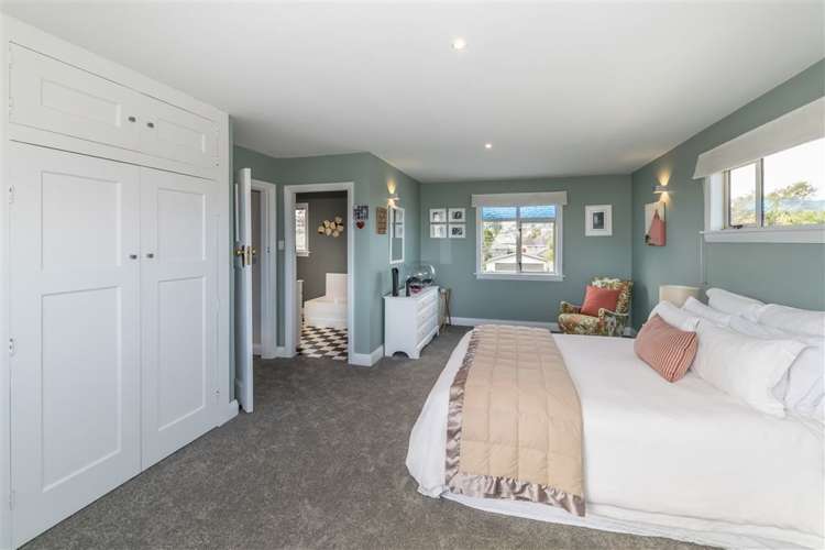 215 Barrington Street Somerfield_18