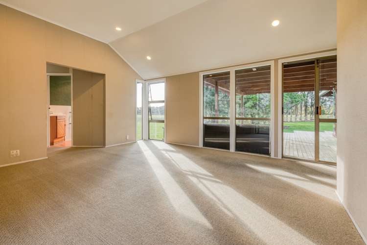 12 Brookvale Lane Taupaki_11