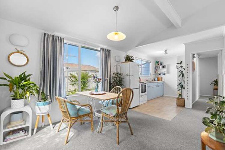 16A Newbourne Crescent Redwoodtown_6