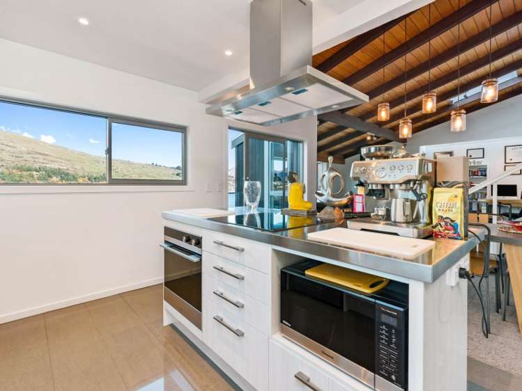 563 Frankton Road Queenstown_5