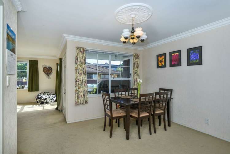 2/13 Turama Road Royal Oak_8