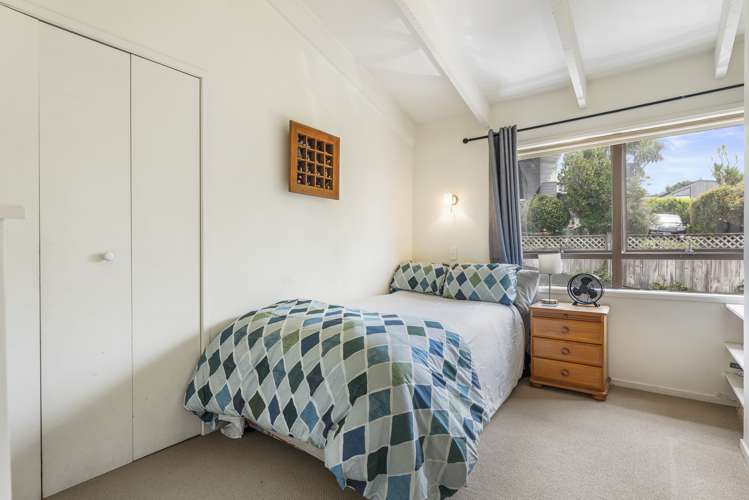 7 Chevron Place Castor Bay_17