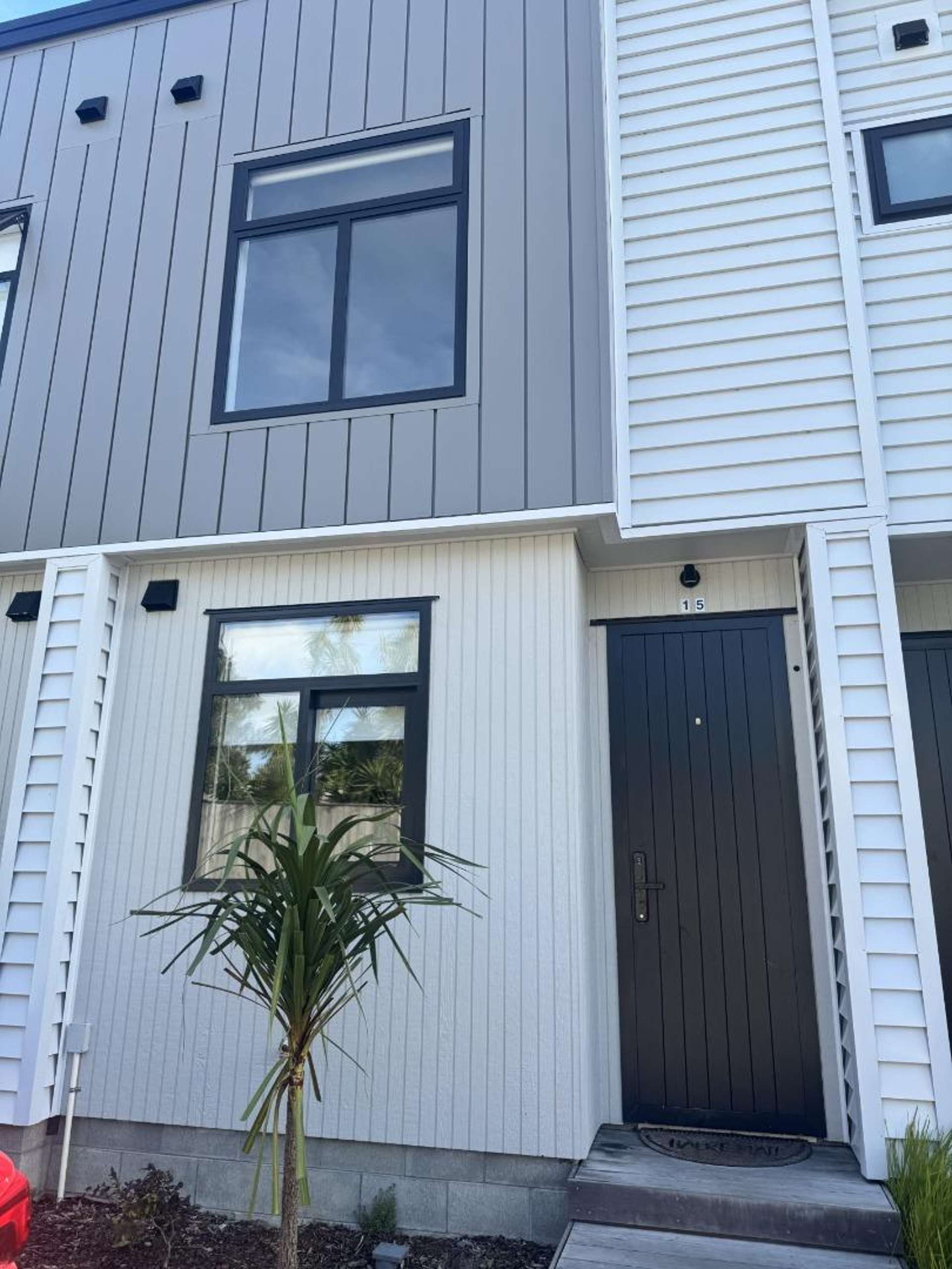 15/22 James Laurie Street Henderson_0