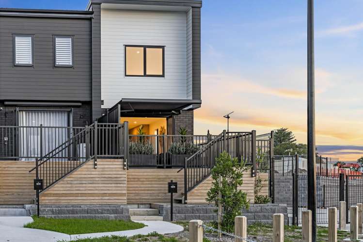 13/10 Ngaroma House Drive Hobsonville_3