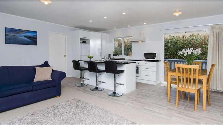 1/13 De Quincey Terrace Highland Park_1