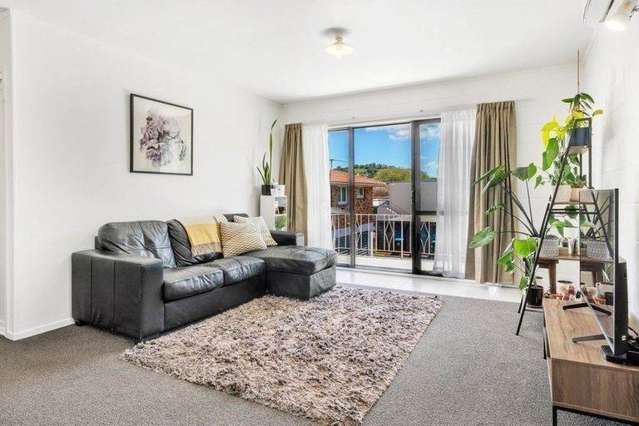 8/17 Coyle Street Sandringham_3