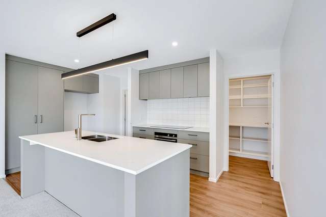 9 Warren Lane 10767_2