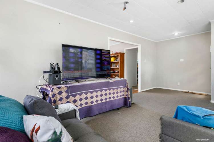 14 John Street Mangere East_5