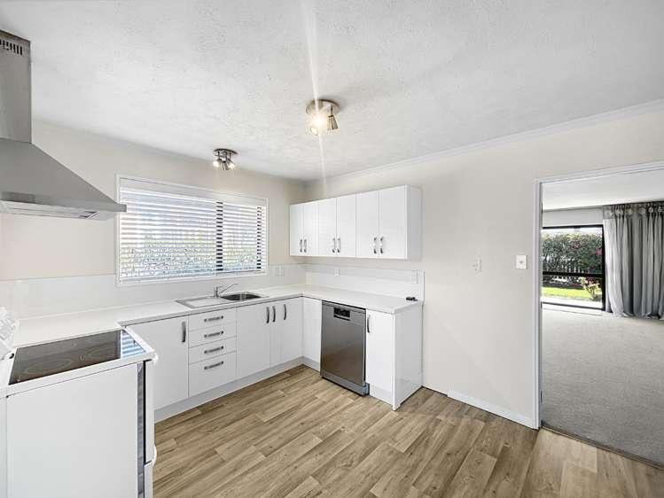 1/45 Eglinton Street 11176_1