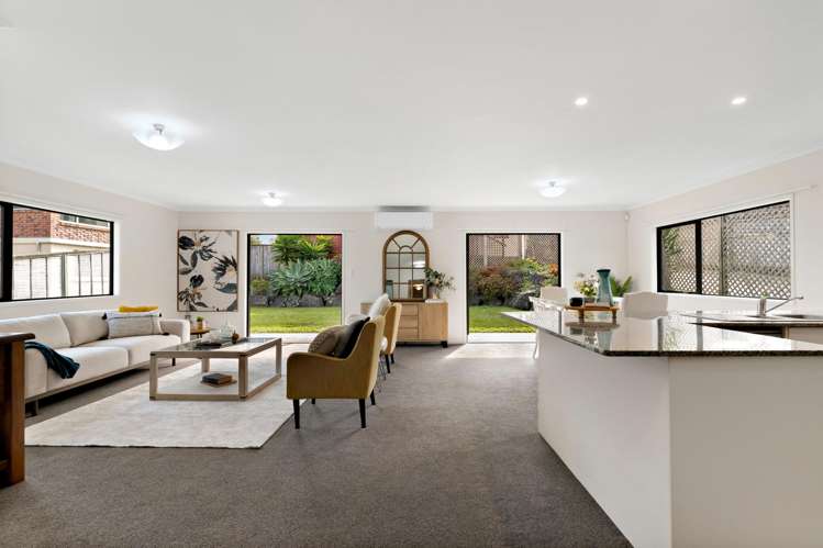 4 Marine Parade Mellons Bay_3