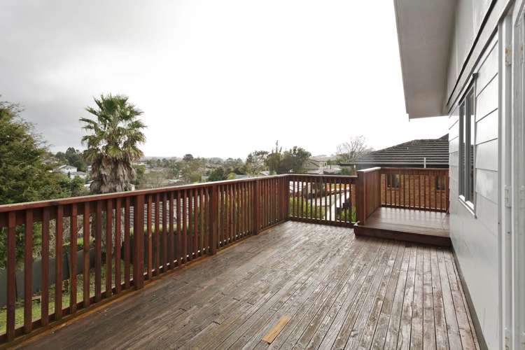 73 Rosier Road Glen Eden_19