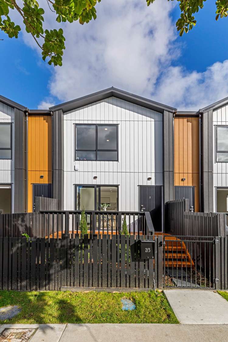 2/3 Beach Road Te Atatu Peninsula_16