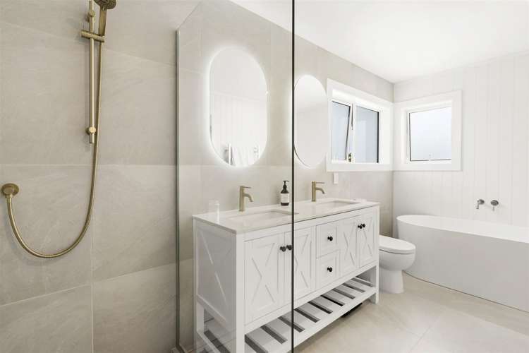 2/6 Marsh Avenue Forrest Hill_13