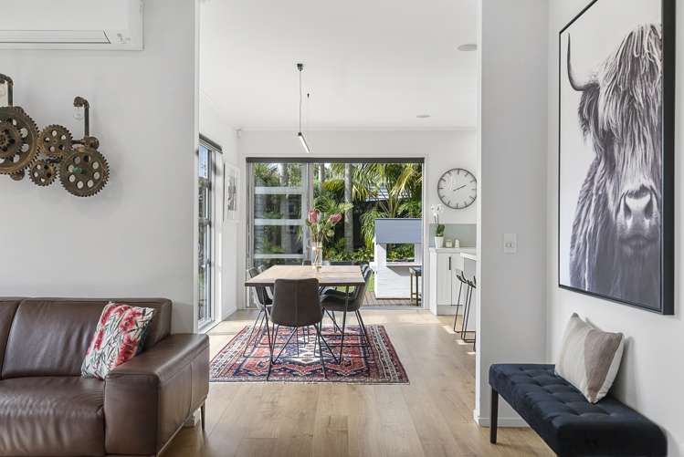 6 Regent Street Devonport_8