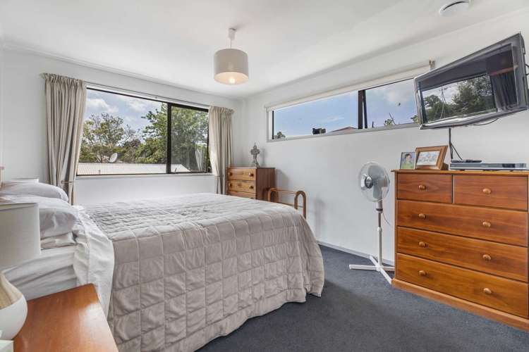 29a Pisces Road Glen Eden_9