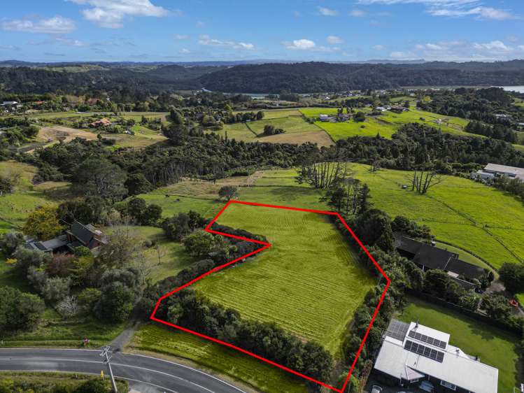 13 Vaughans Road Okura_9