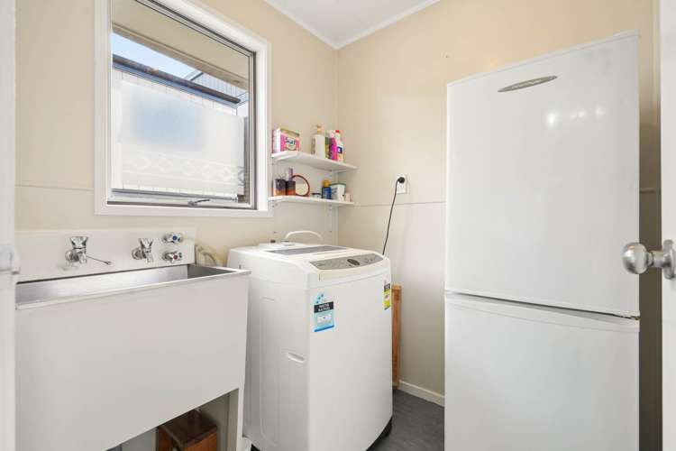 27 Lavery Place Sunnynook_12