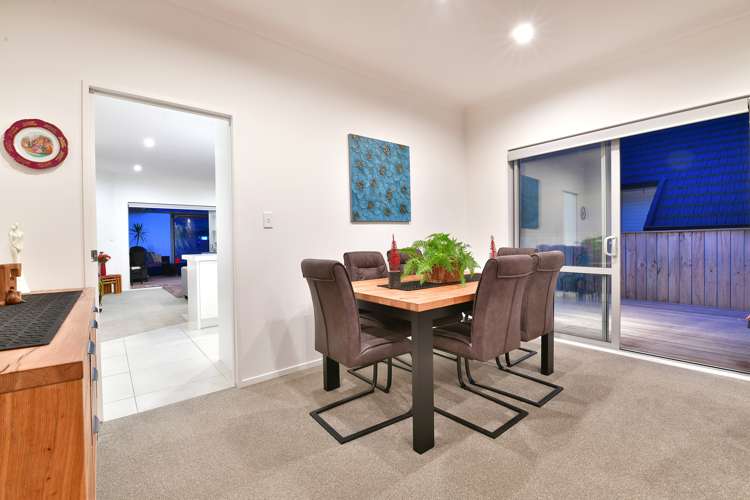 8 Sibling Court Silverdale_7