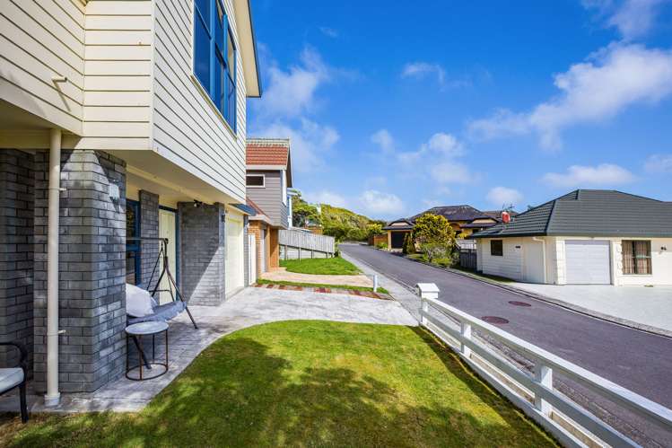 11 Peppertree Lane Woodridge_10