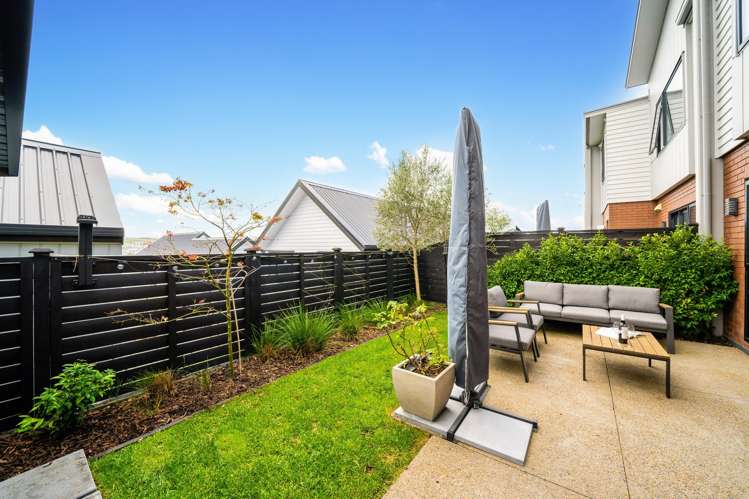 15 Moki Place Long Bay_2