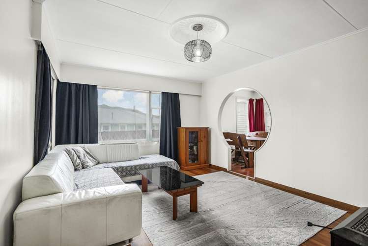 64 Russell Road_2