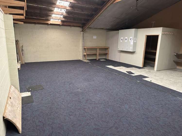 34 Clayton Road Mangakakahi_5