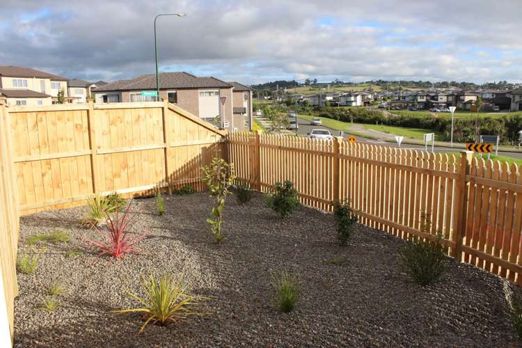 5 Haddington Drive Flat Bush_19