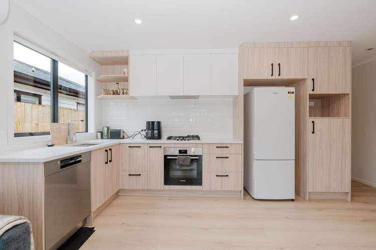 2/5 Elmira Avenue_5