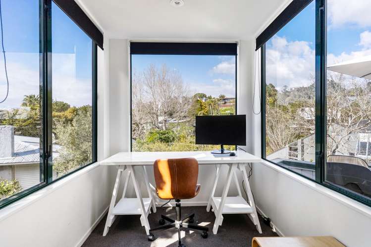 100 Beach Road Castor Bay_14