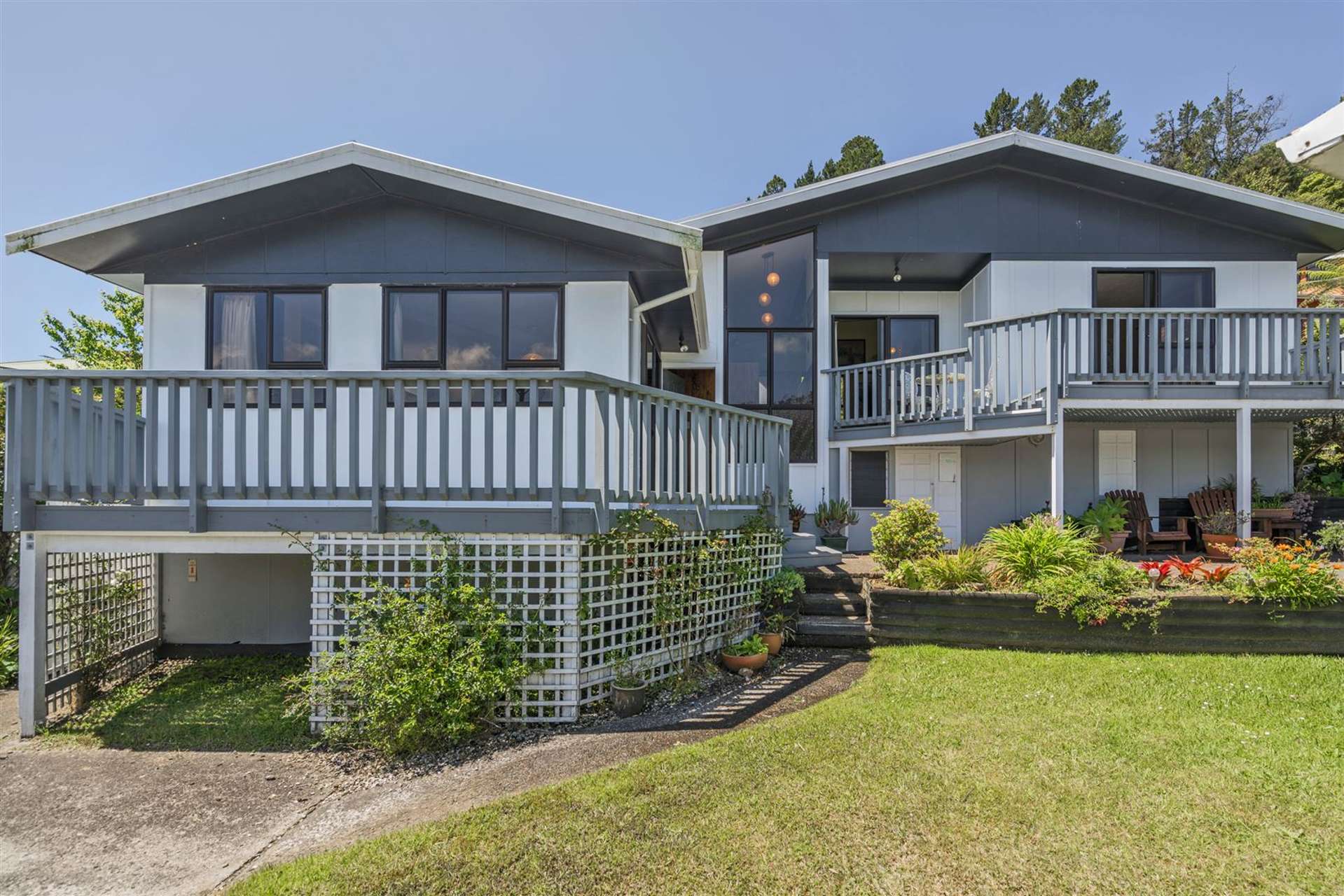 8 Gallagher Drive Tairua_0