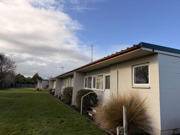 22 Avenal Street Avenal_6