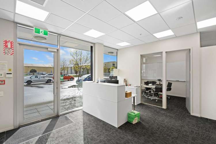 4 Sir James Wattie Drive Hornby_13