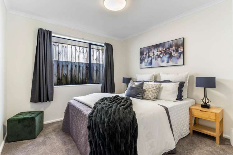 90 Bluebird Crescent Unsworth Heights_12