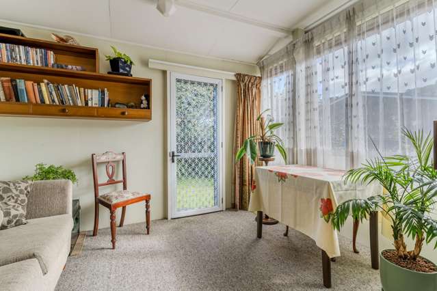 15B Baker Street Caversham_4