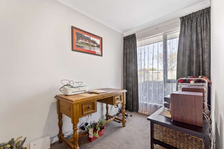 23 Otia Drive Richmond_13